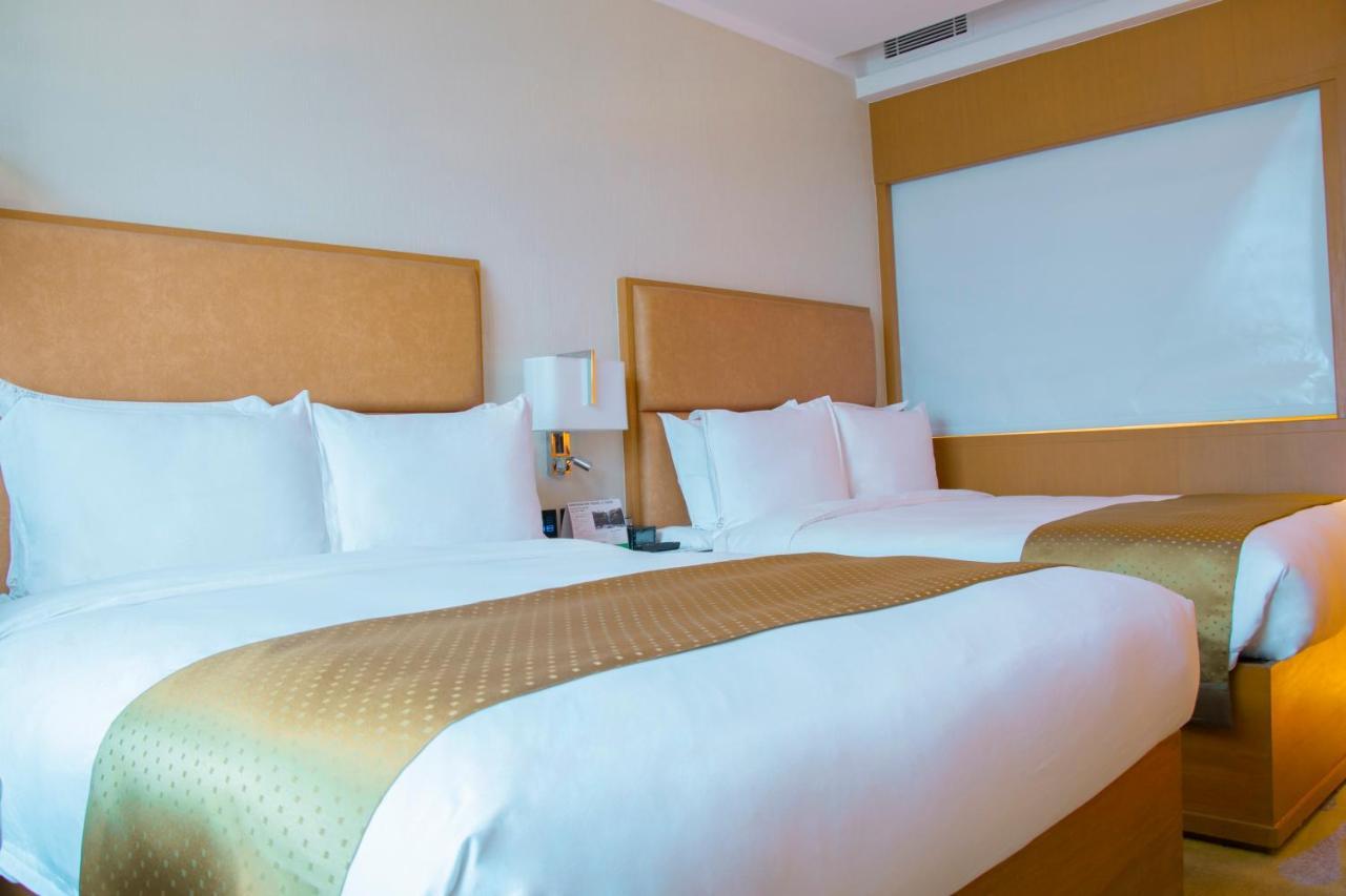 Holiday Inn Baguio City Centre, An Ihg Hotel Zewnętrze zdjęcie